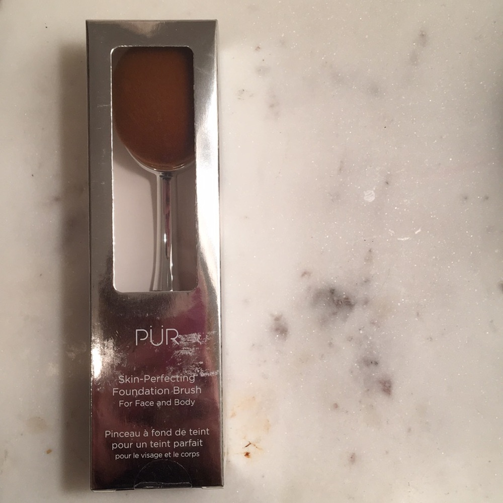 foundation brush